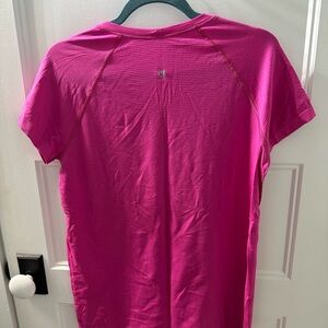 lululemon Sonc Pink Women's Top size 12